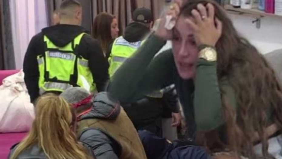 UBICO, MRZIŠ MUSLIMANE! Skandalozna svađa Dalile i ovog zadrugara, Mujićeva iznela šokantne stvari koje je izgovorio misleći da ga ne snimaju kamere!