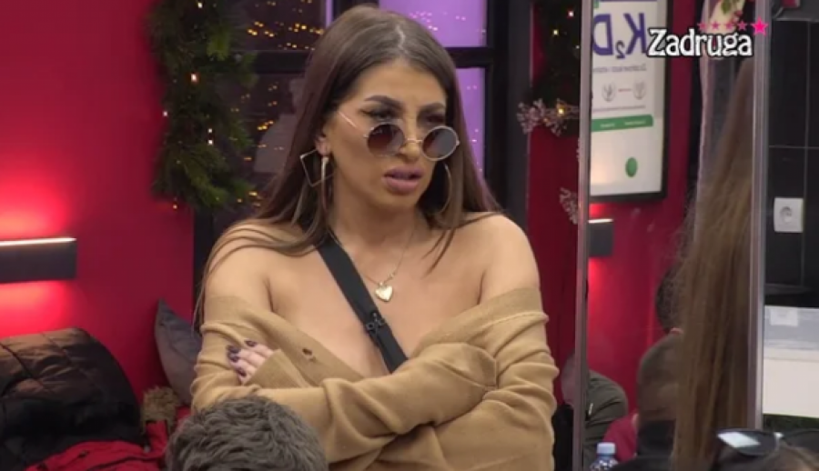 DALILA NAPLATILA PINKU I PREVARU I POMIRENJE Isplivala šokantna informacija! Za preljubu tražila 150.000 evra, a evo koliko hoće za pomirenje!