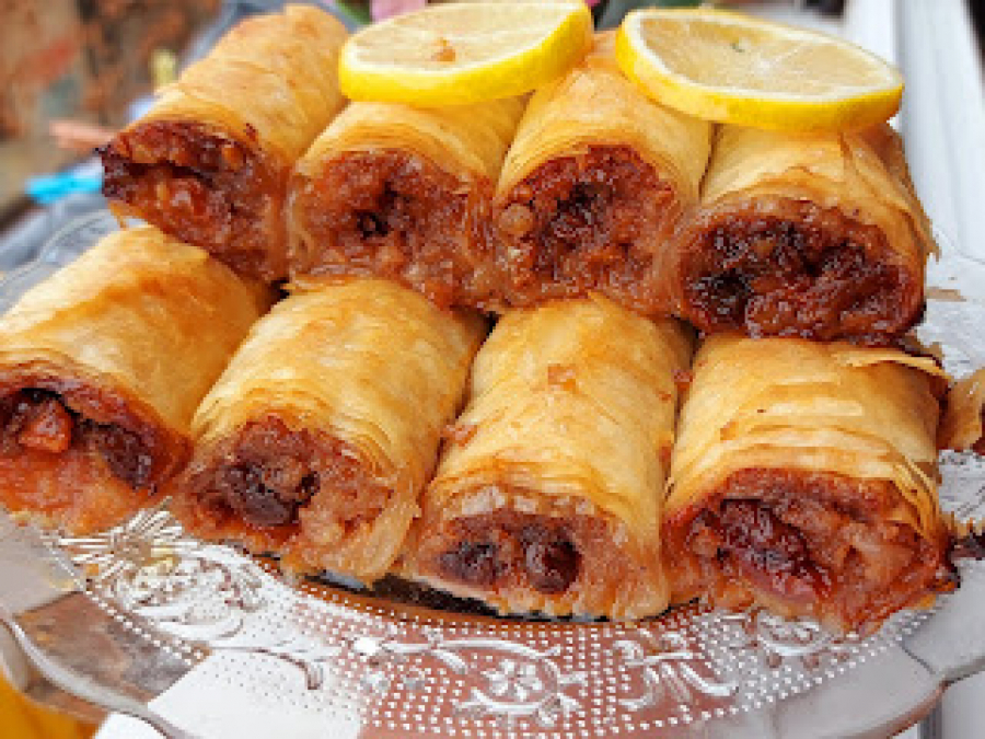 STARINSKI RECEPT ZA OMILJENU POSLASTICU Voćna baklava savršenstvo ukusa i sočnosti (VIDEO)