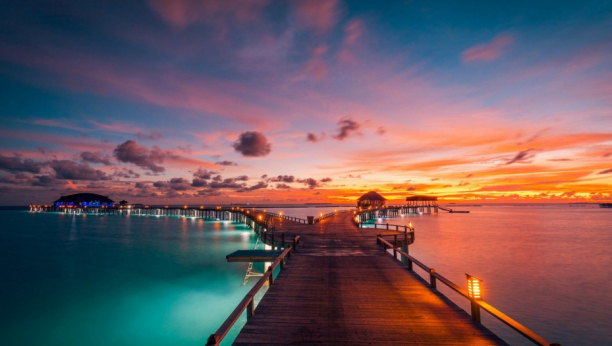 GODIŠNJI HOROSKOP ZA 2022. GODINU: Ovi znakovi će doživeti katarzu - Čekaju ih promene u poslu, povišica, ljubav...