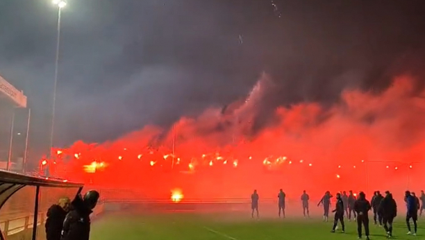 OVO SE ZOVE LJUBAV Vlasti zabranile klubovima da treniraju, onda su navijači uzeli stvar u svoje ruke (VIDEO)