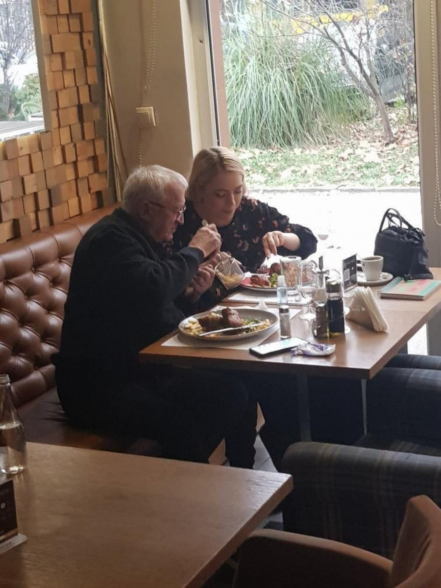 ALO! PAPARACO Era Ojdanić i voditeljka Irena Jovanović uhvaćeni kako zajedno provode vreme kada se ugase kamere!