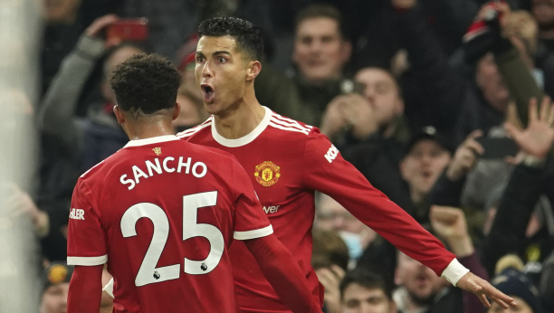 SPEKTAKL NA "OLD TRAFORDU"! Mančester posle velike borbe srušio Arsenal, Ronaldo jubilarcem poželeo Ragniku dobrodošlicu!