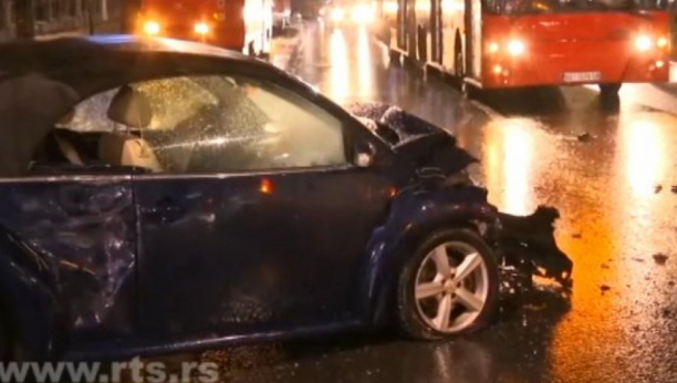 STRAVIČNA NESREĆA KOD HRAMA SVETOG SAVE Saobraćaj blokiran!