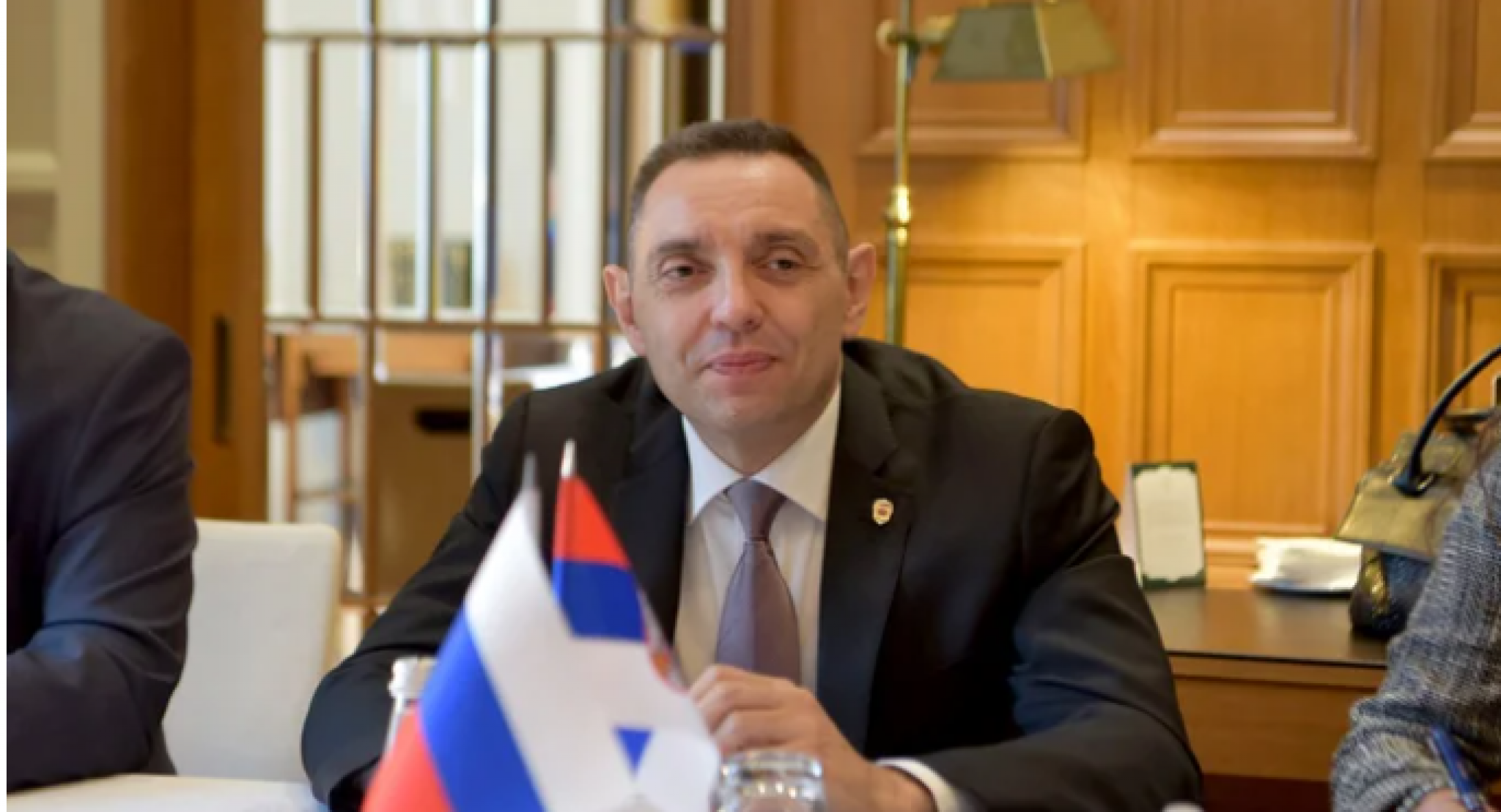 NASTAVAK DOBRE SARADNJE Ministru Vulinu odlikovanje od 