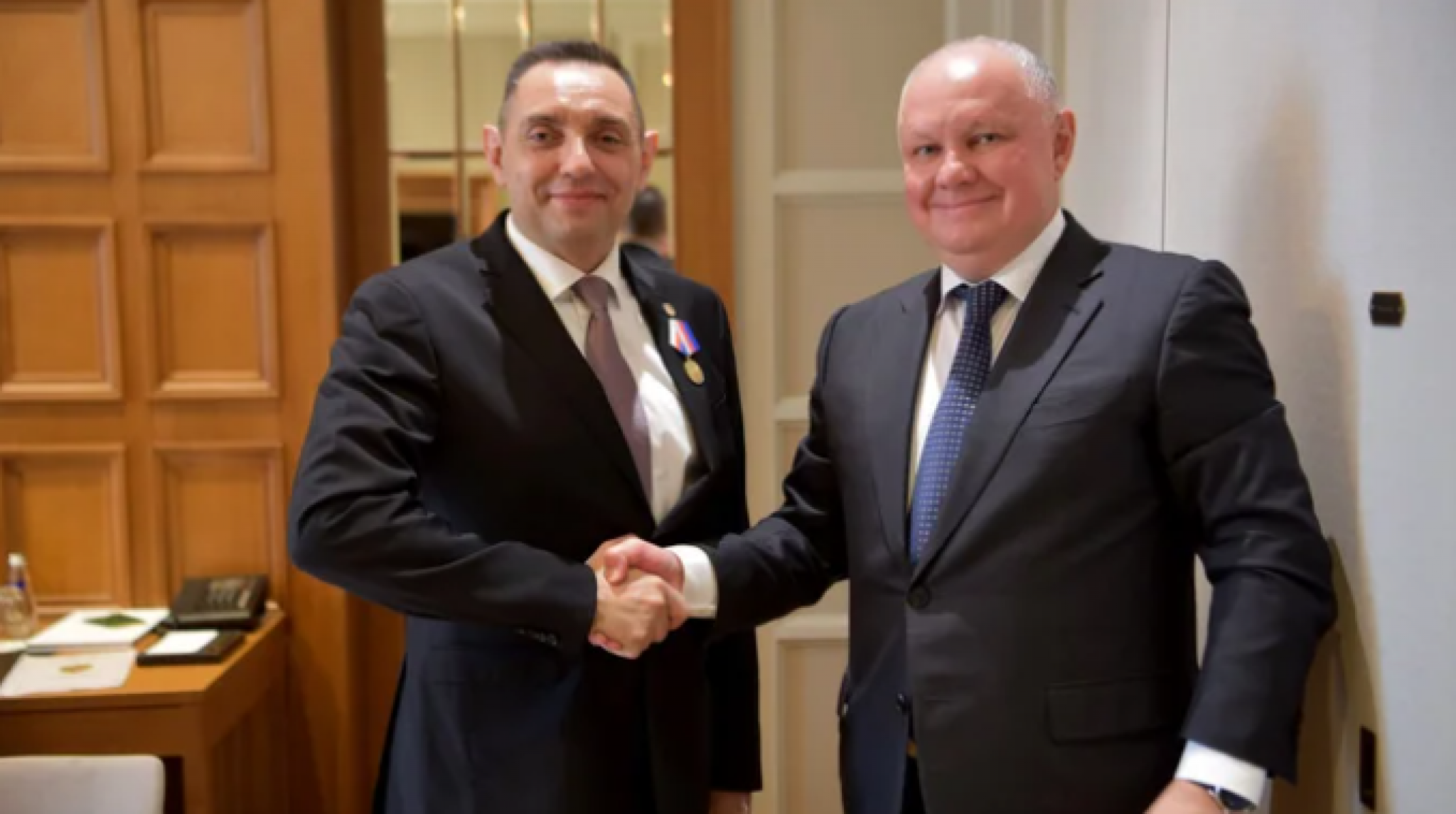 NASTAVAK DOBRE SARADNJE Ministru Vulinu odlikovanje od 