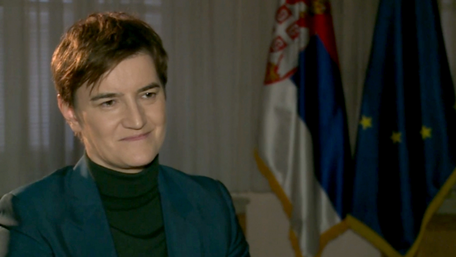 NEKA VAM BOŽIĆ DONESE DUHOVNI MIR, ZDRAVLJE I NAPREDAK Premijerka Brnabić čestitala praznik