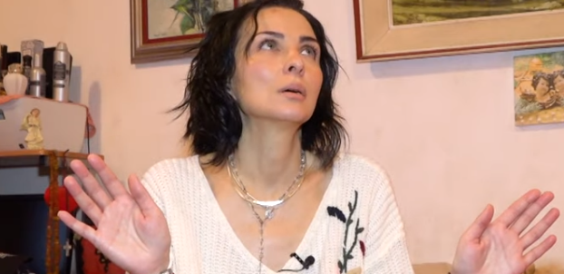 AMPUTIRALI SU JOJ NOGU I ODSTRANILI DOJKU! Potresna ispovest bivše učesnice rijalitija o teškoj borbi i patnji: Želela sam da živim