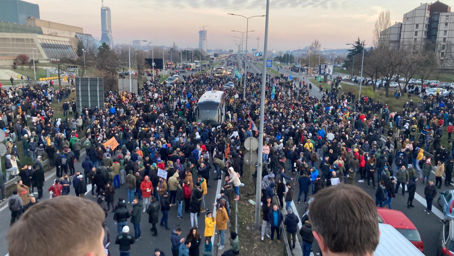 RAT ROKFELERA I SOROŠA ZBOG SRBIJE Evo šta se krije iza protesta