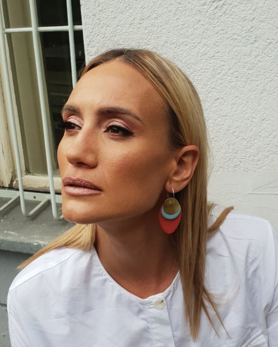 OVA NAŠA GLUMICA JE BIVŠA ŽENA TRAGAČA IZ 