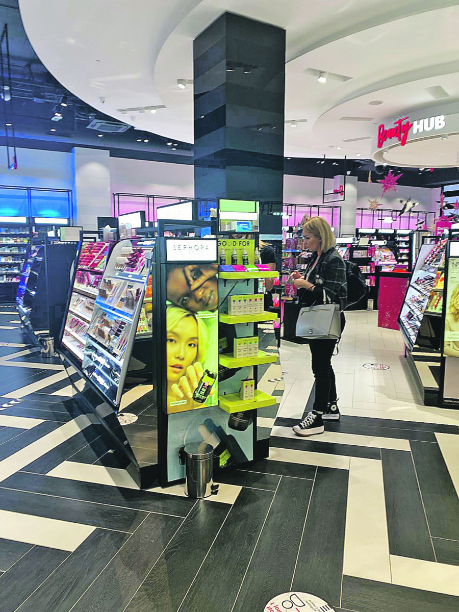 ALO! PAPARACO Goca Tržan pazari šminku na sniženju, a posebnu pažnju je obratila baš na ovo!