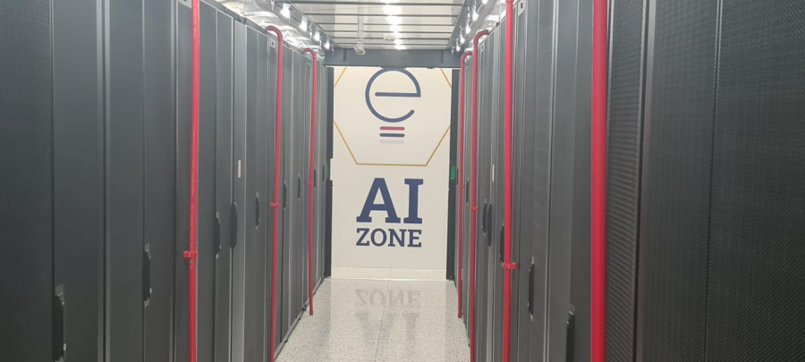 VUČIĆ U KRAGUJEVCU Država će za 50 odsto uvećati platu zaposlenima