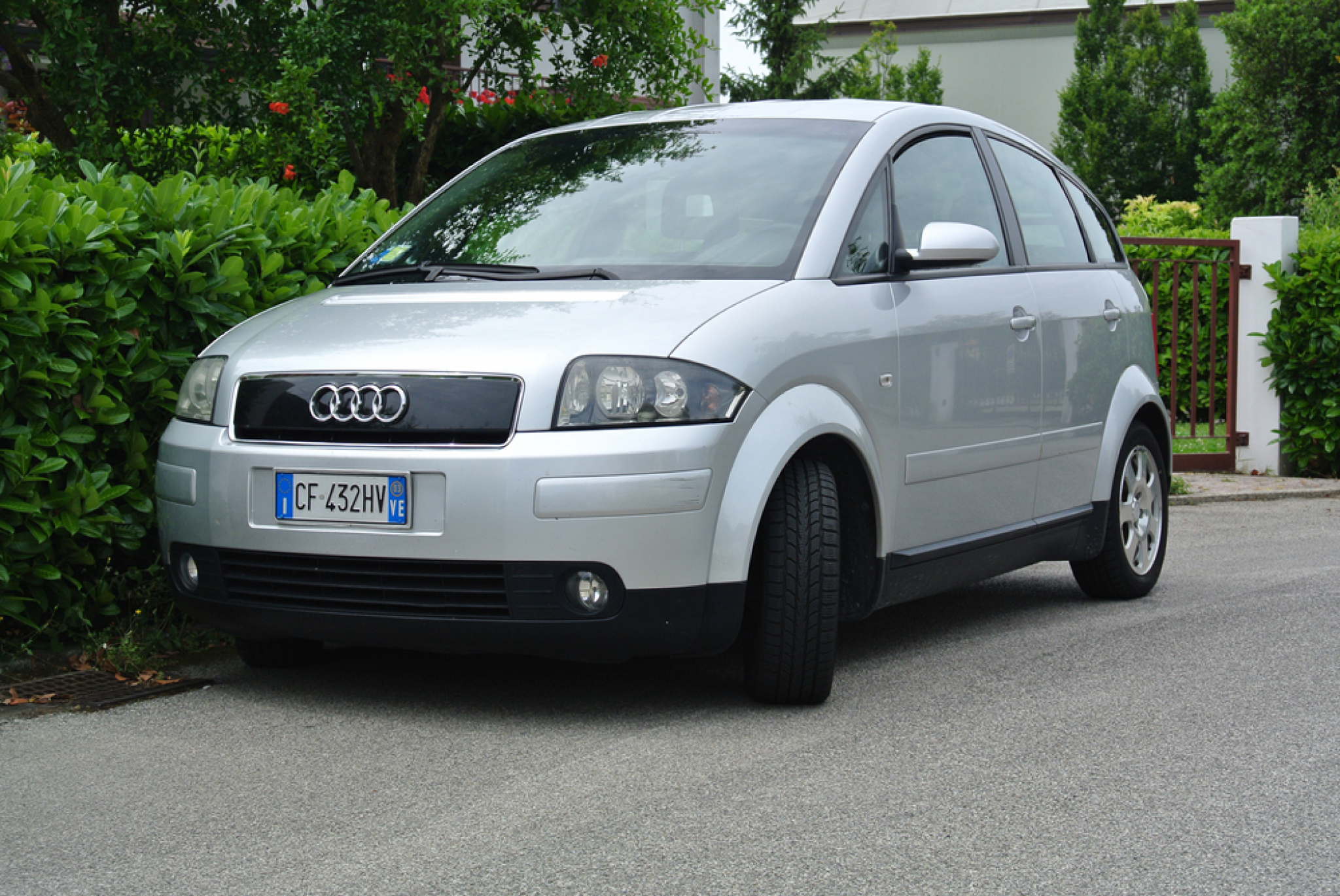 ŠEST ZABORAVLJENIH, A SJAJNIH AUTOMOBILA Definitivno zaslužuju drugu šansu, a završila su u 