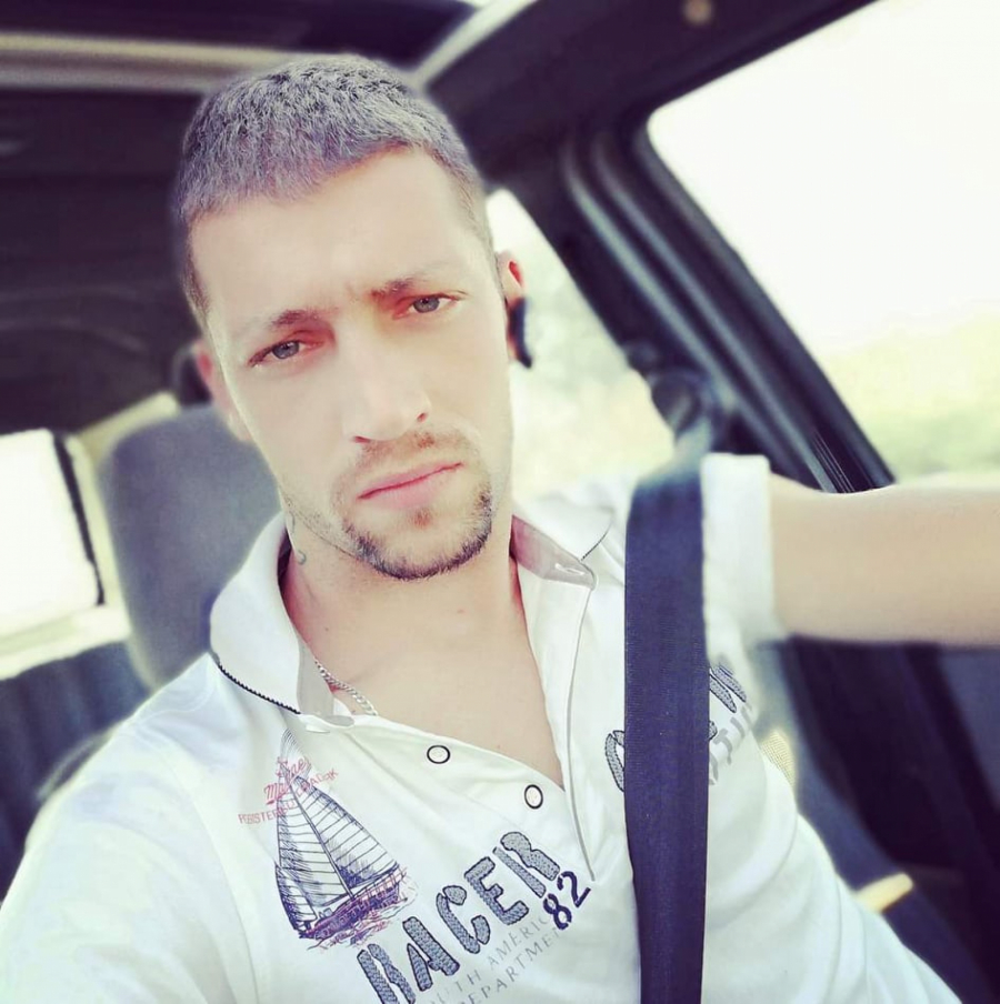 SUMNJA SE DA JE OVO UZROK SMRTI Dejvid je pre dve godine izgubio oca Tita