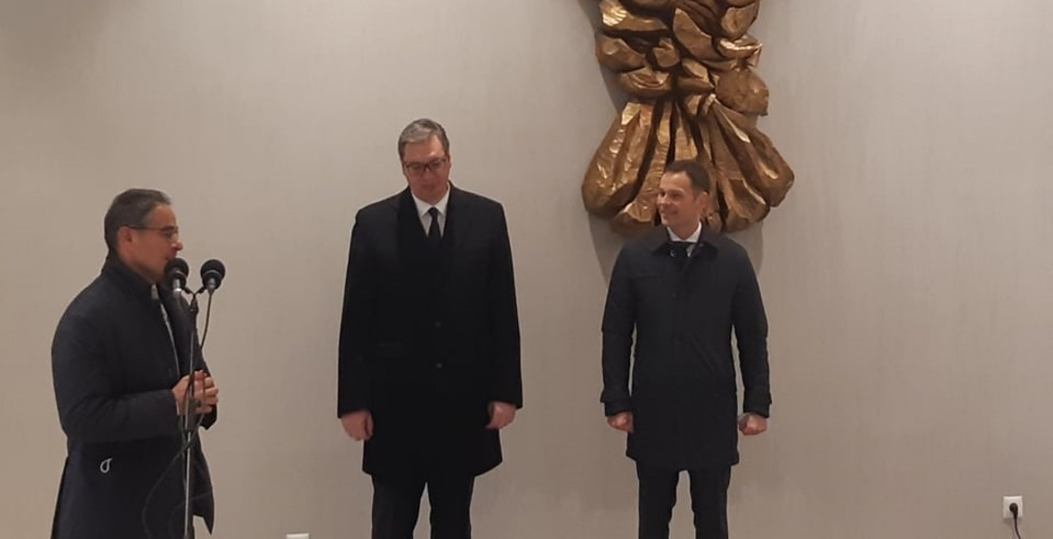 VUČIĆ SE OBRATIO GRAĐANIMA Pozvao ljude da doček Nove godine provedu u Beogradu zbog spektakularnog iznenađenja!