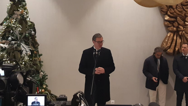 VUČIĆ SE OBRATIO GRAĐANIMA Pozvao ljude da doček Nove godine provedu u Beogradu zbog spektakularnog iznenađenja!