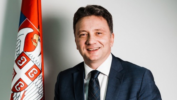 POTIČE IZ PORODICE POZNATIH SRPSKIH LEKARA Evo ko je Mihailo Jovanović novi ministar informisanja i telekomunikacija