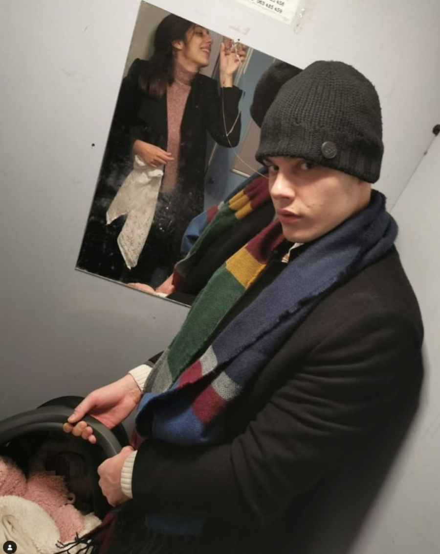 GLUMAC PRVI PUT POKAZAO ĆERKU Miodrag Dragičević prvi put sa suprugom i ćerkom u zajedničkoj šetnji (FOTO)