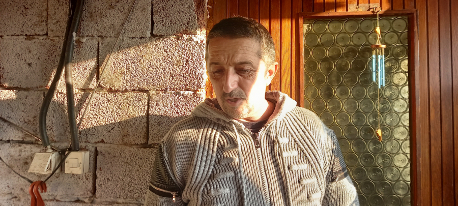 U PORODIČNOJ KUĆI PREMINULE DEVOJKE (16) VLADA MUK Lejlina majka u lošem stanju, očuh kroz suze izustio: Otišla je samo u duksu i papučama!