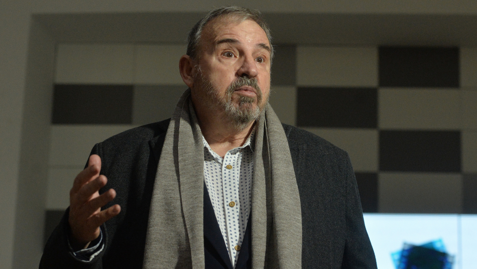 BLAM, ĆUTA SE POBUNIO ŠTO NJEGOVI MILJENICI NISU ZGRABILI JOŠ KOJI DINAR NARODNIH PARA: Pljuju Srbiju, a uzimaju milione iz budžeta!