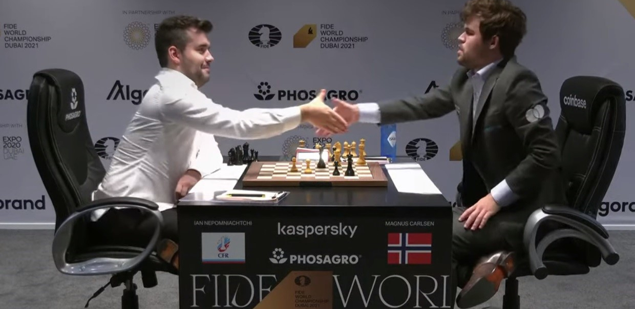 ŠAHOVSKI VLADAR Karlsen i u 11. partiji pobedio Rusa Nepomnjaščija