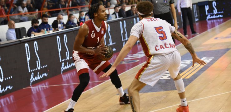 SRPSKI DERBI NA JADRANU Triler završnica i pobeda Beograđana za prvo mesto u ABA ligi uz jedan neverovatan rekord (VIDEO)