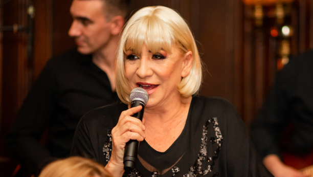 BACILA SAM STO NA NJIH! Šokantna ispovest bivše devojke pokojnog Nina Rešića, imao je aferu sa ovom pevačicom