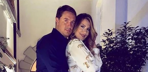 MUŽ JE ZBOG OVOGA NAJVIŠE KRITIKUJE! Srpska voditeljka otvorila dušu posle venčanja i otkrila sve o odnosu sa suprugom kad se kamere ugase!