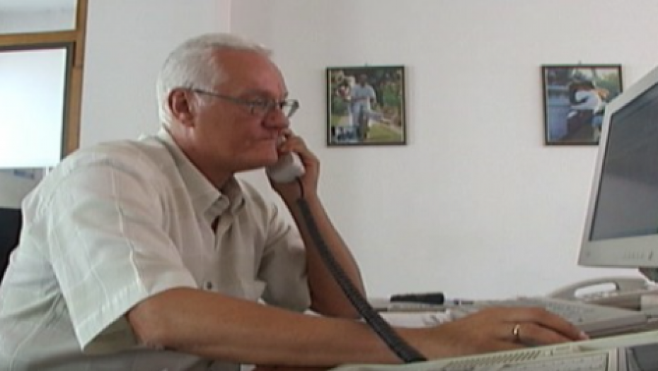 NOVI ZAKON O ZAŠTITI POTROŠAČA STUPA NA SNAGU 20. DECEMBRA Predviđene sankcije protiv telefonski nasrtljivih trgovaca!