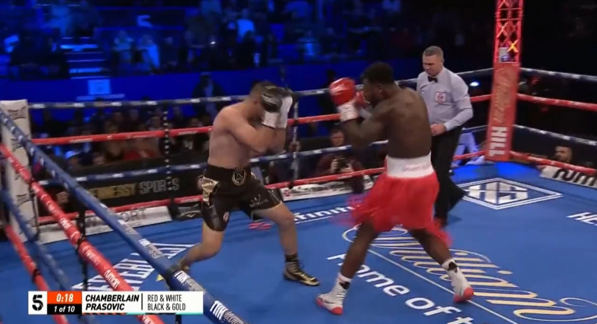 CRNOGORAC NIJE IZDRŽAO NI RUNDU PROTIV ČEMBERLEJNA Dilan Prašović ponovo poražen u Londonu!