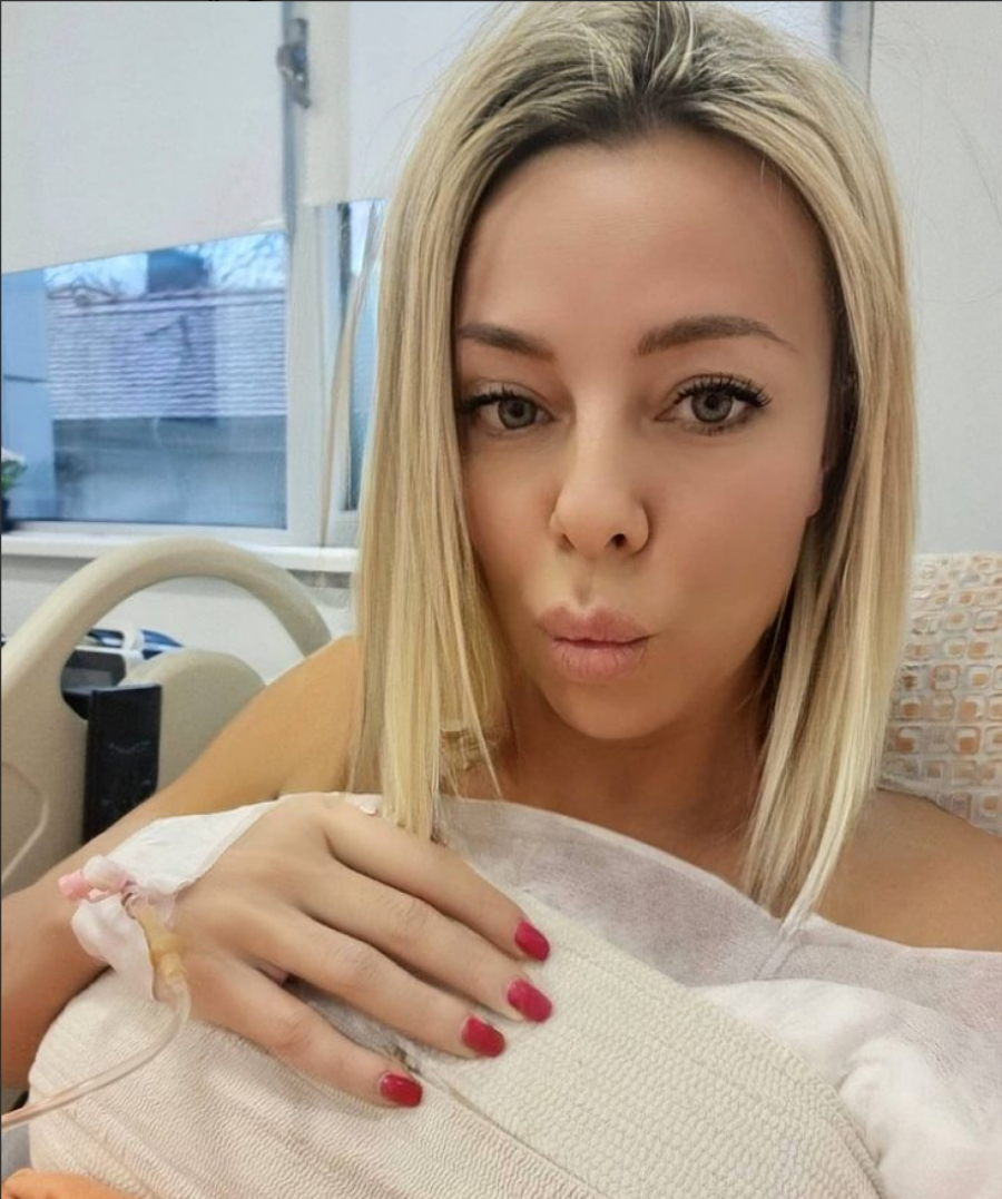 PEVAČICI UPRAVO OPERISALI TUMOR Ćerka Mikija Jevremovića otišla na korekciju grudi i saznala strašne vesti!