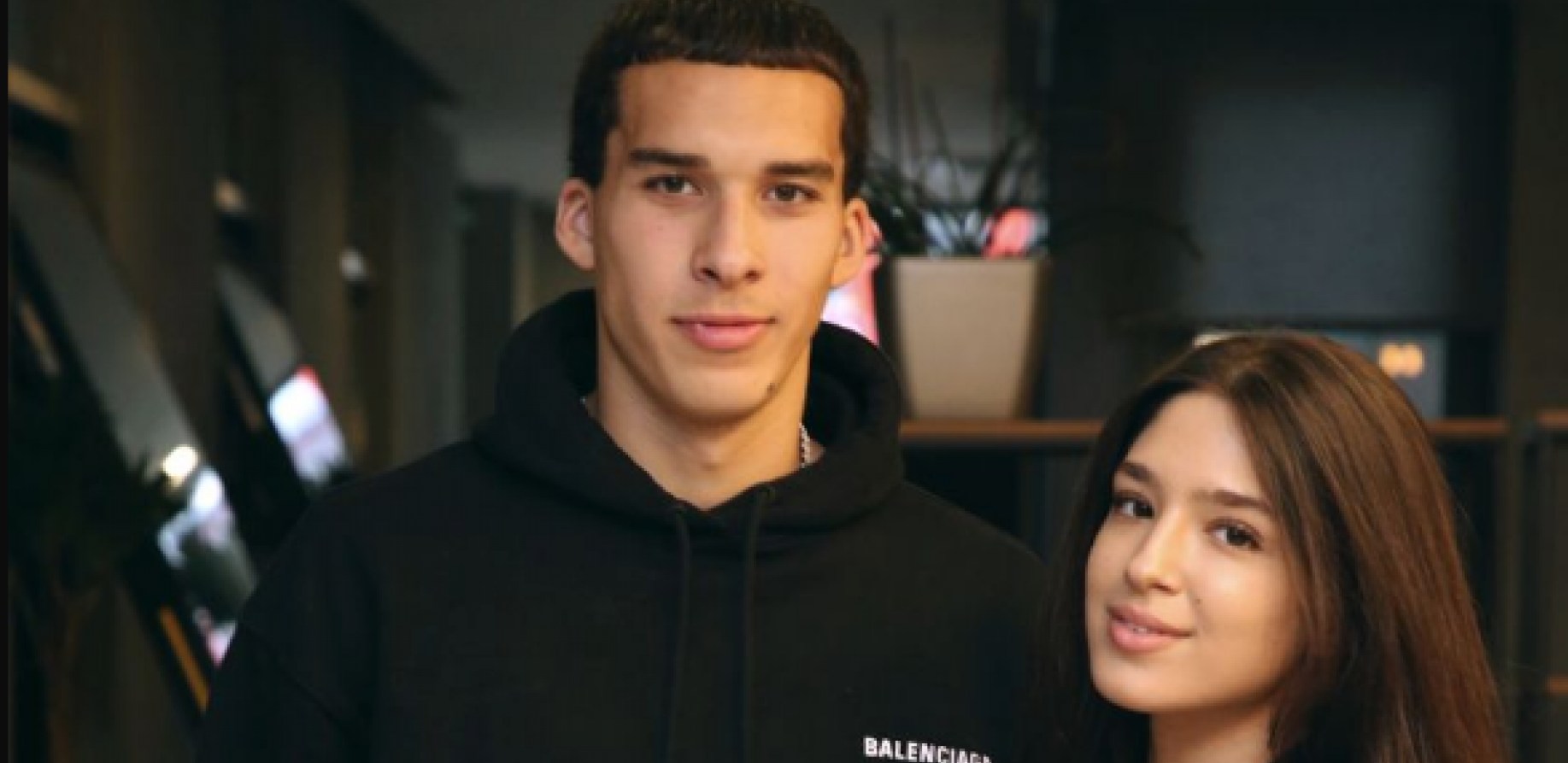 VARA TE, A SA NJIM SI! Ćerka Harisa Dzinovića na žestokom udaru, iznete skandalozne optužbe na račun njenog dečka! (FOTO)