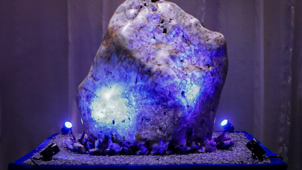 VLASTI ŠRI LANKE OBELODANILE: Otkriven najveći safir u svetu