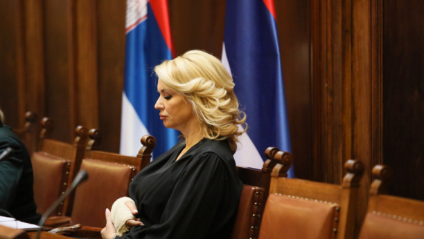 NOVA KAMPANJA PORTALA DIREKTNO Darija Kisić Tepavčević je meta!