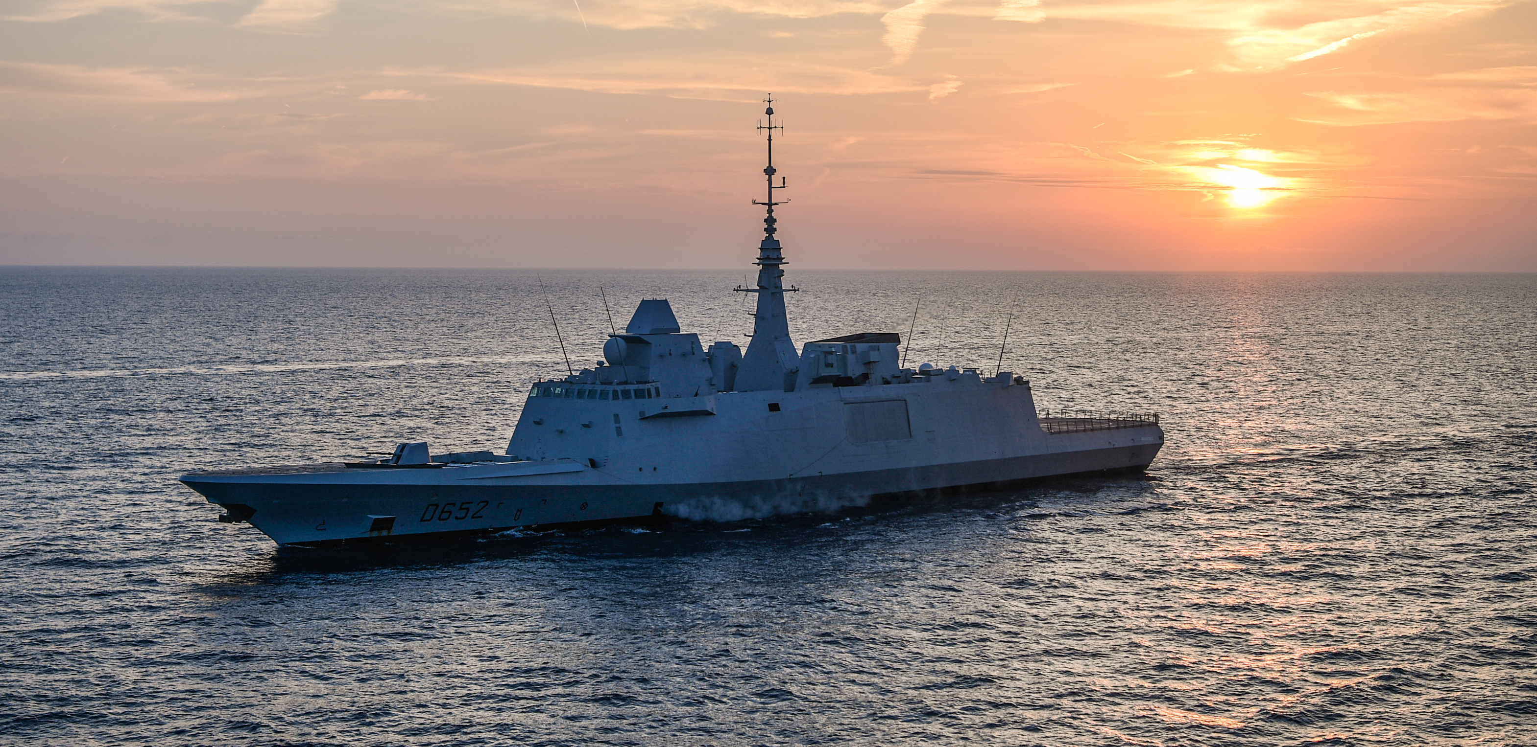 NAPETO U CRNOM MORU! Francuska fregata se pojavila niotkuda, ruska vojska nadgleda njeno kretanje!