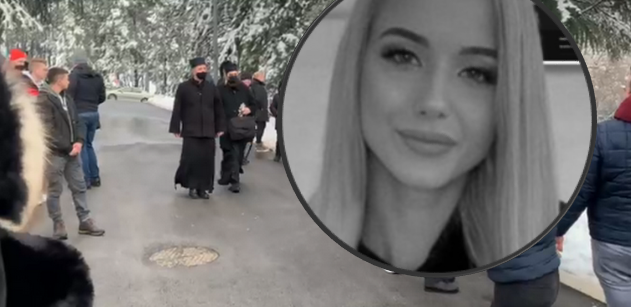 POČELO OPELO ZA KIKU Dva sveštenika stigla na sahranu, crkva pristala da isprati influenserku! (VIDEO)