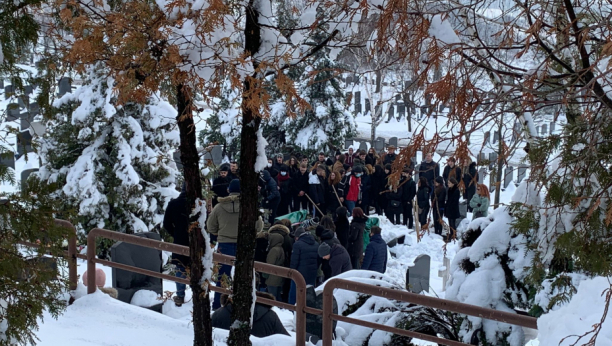 ODRŽAN POMEN KRISTINI KIKI ĐUKIĆ! Porodica i dalje neutešna, molili da se ispoštuje samo jedna stvar, a ovo su najnoviji detalji slučaja!