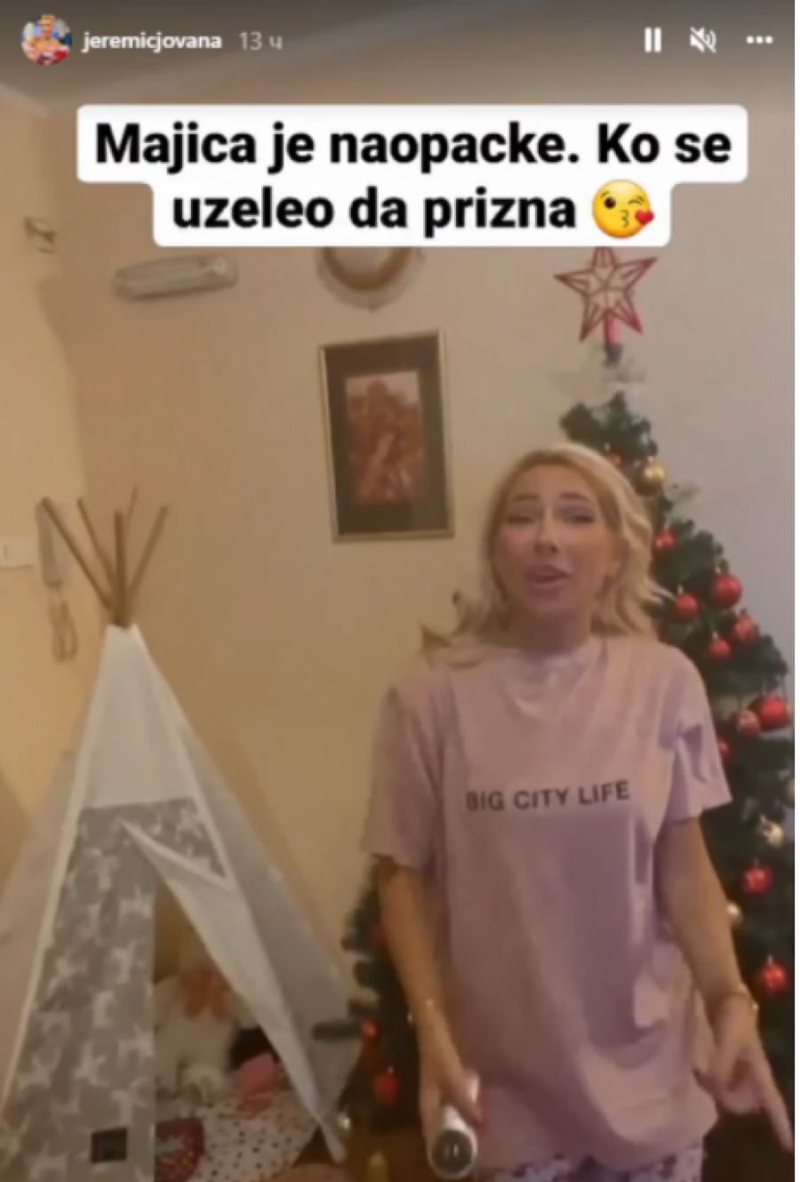 FATALNE PLAVUŠE! Jovana Jeremić pokazala bratanicu, igraju i pevaju u opuštenom izdanju, bez trunke šminke!