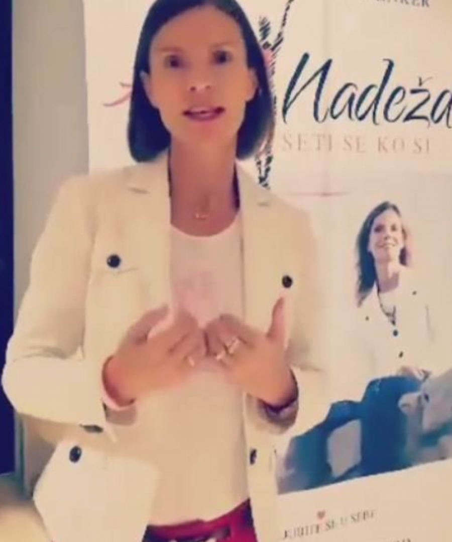 OVO JE ĆERKA RUŠKE JAKIĆ! Živi u Italiji, kažu da neodoljivo podseća na majku, a otac je napustio kada je imala samo 3 meseca!