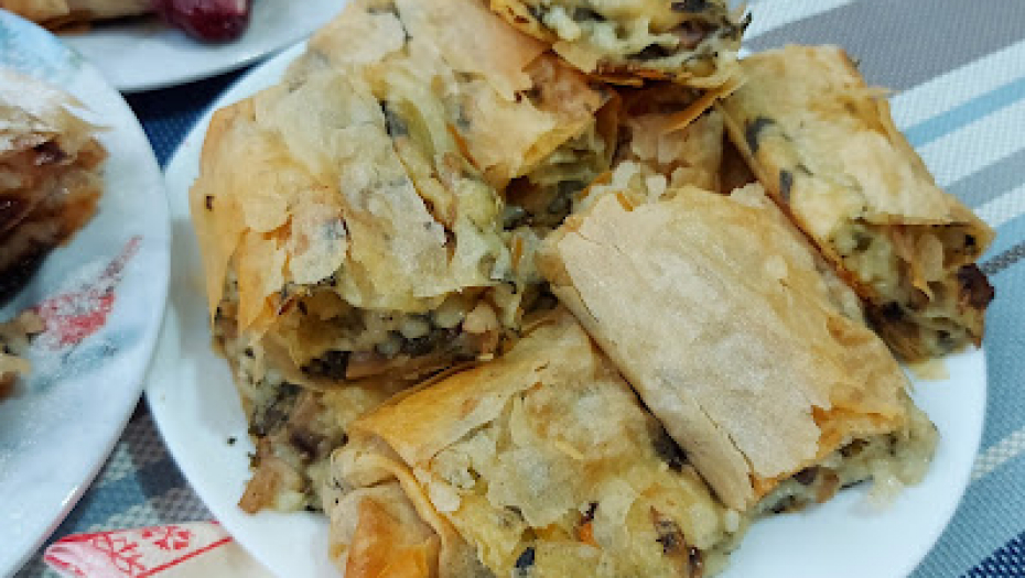 NAJBOLJI RECEPTI IZ BAKINOG KUVARA Tri vrhunske posne pite, slane i slatke, odlučite sami (VIDEO)