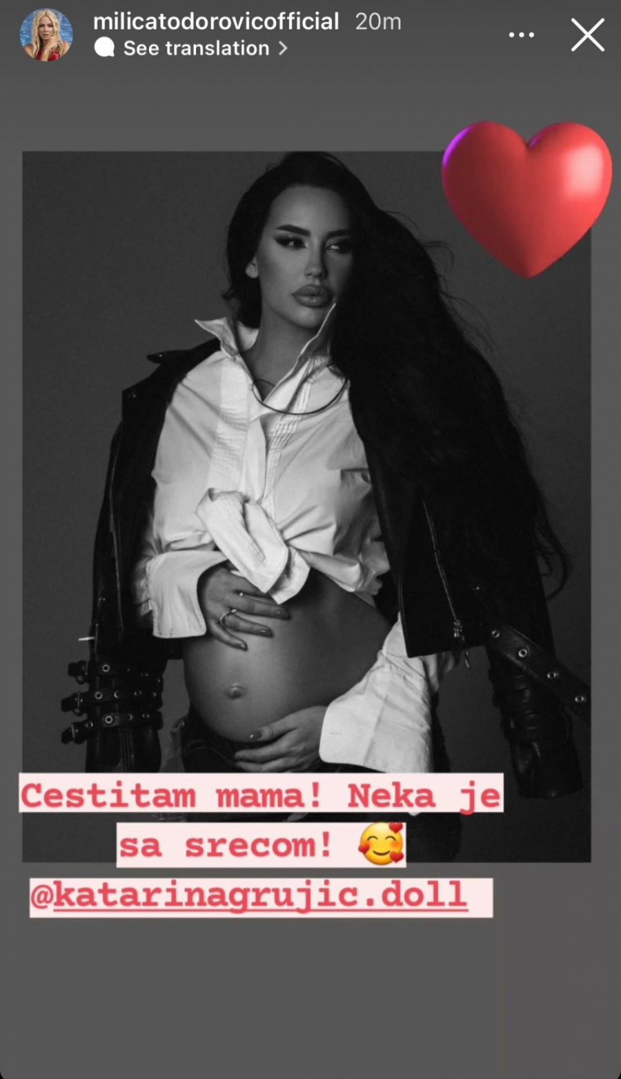 OVA KOLEGINICA JOJ JE MEĐU PRVIMA ČESTITALA Pevačica objavila emotivnu fotografiju Kaće Grujić i poželela sve najlepše njenoj ćerki!