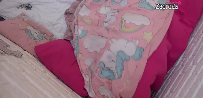 MAJA I CAR U NIKAD BUČNIJOJ AKCIJI Zatresli jorgan planinu kao da su sami na svetu, dok Janjuša hvata sevdah!