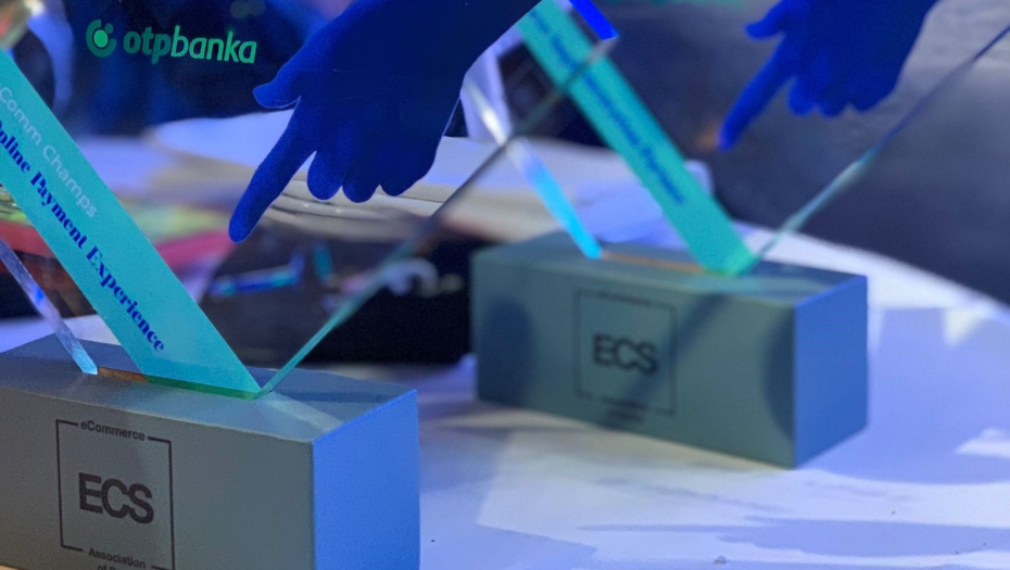 OTP banci dve nagrade za e-commerce uslugu