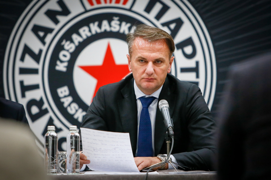 BRUTALNO! Mijailović udario na Čovića: Zvezda je zarobljena do strane jedne porodice!