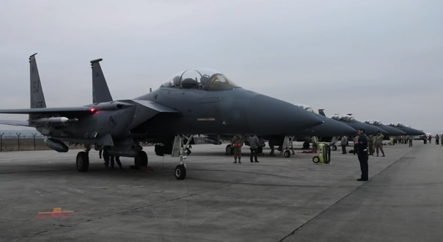 AMERIČKA SUPERBOMBA: Nije velika, ali njen efekat razoran za mete na tlu (VIDEO)