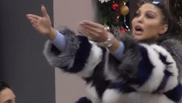 MAJA JE SPAVALA SA JANJUŠEM I CAREM ISTOG DANA!? Isplivali šokantni detalji iz etno sela, Marinkovićeva demolirala sobu, a tu nije kraj užasima!