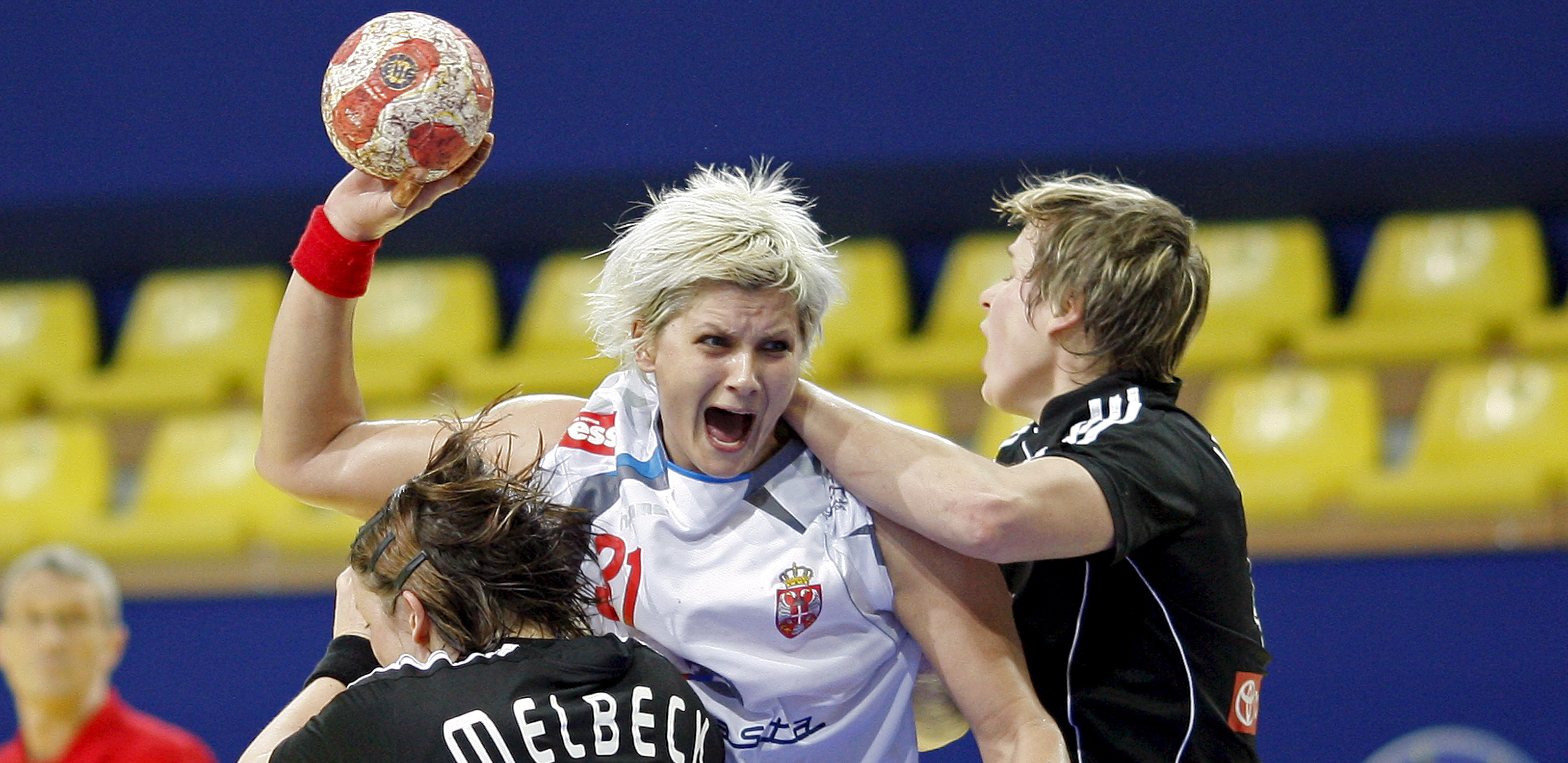 STRAHOTA Lopovi noću upali u kuću bivše reprezentativke: Zahvalni smo sudbini što se niko od nas troje nije probudio