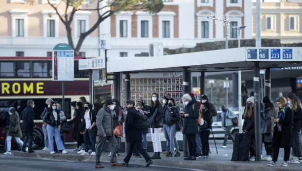 ZELENA AGENDA OBUHVATA EVROPU! Ekološki aktivisti blokirali saobraćaj u Rimu: Vozači brutalno reagovali!