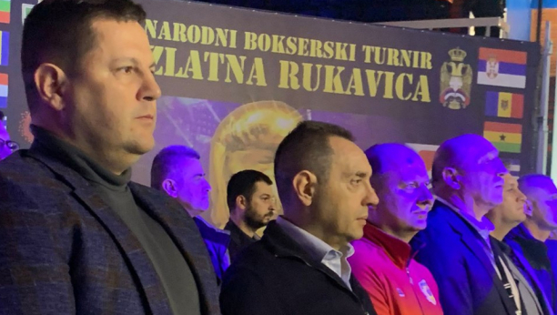 MINISTAR VULIN UVELIČAO SPEKTAKL! "Zlatnom rukavicom" spuštena zavesa na neverovatnu sezonu!