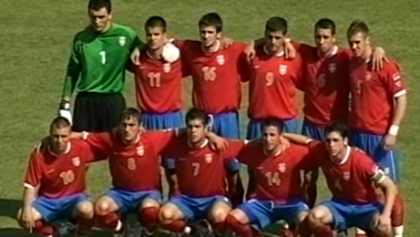 BIO JE SIMBOL PODSMEHA, IMA NEOBIČAN NADIMAK, POSTAO HEROJ "Marakane"! Gde je nestao Zvezdin "GUMA", čovek koga će "delije" zauvek pamtiti? (VIDEO)